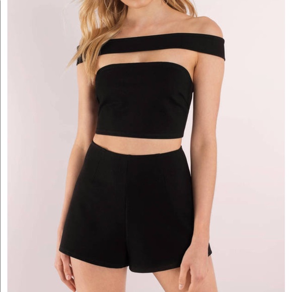 Tobi Pants - NWT tobi black cut out romper, size medium